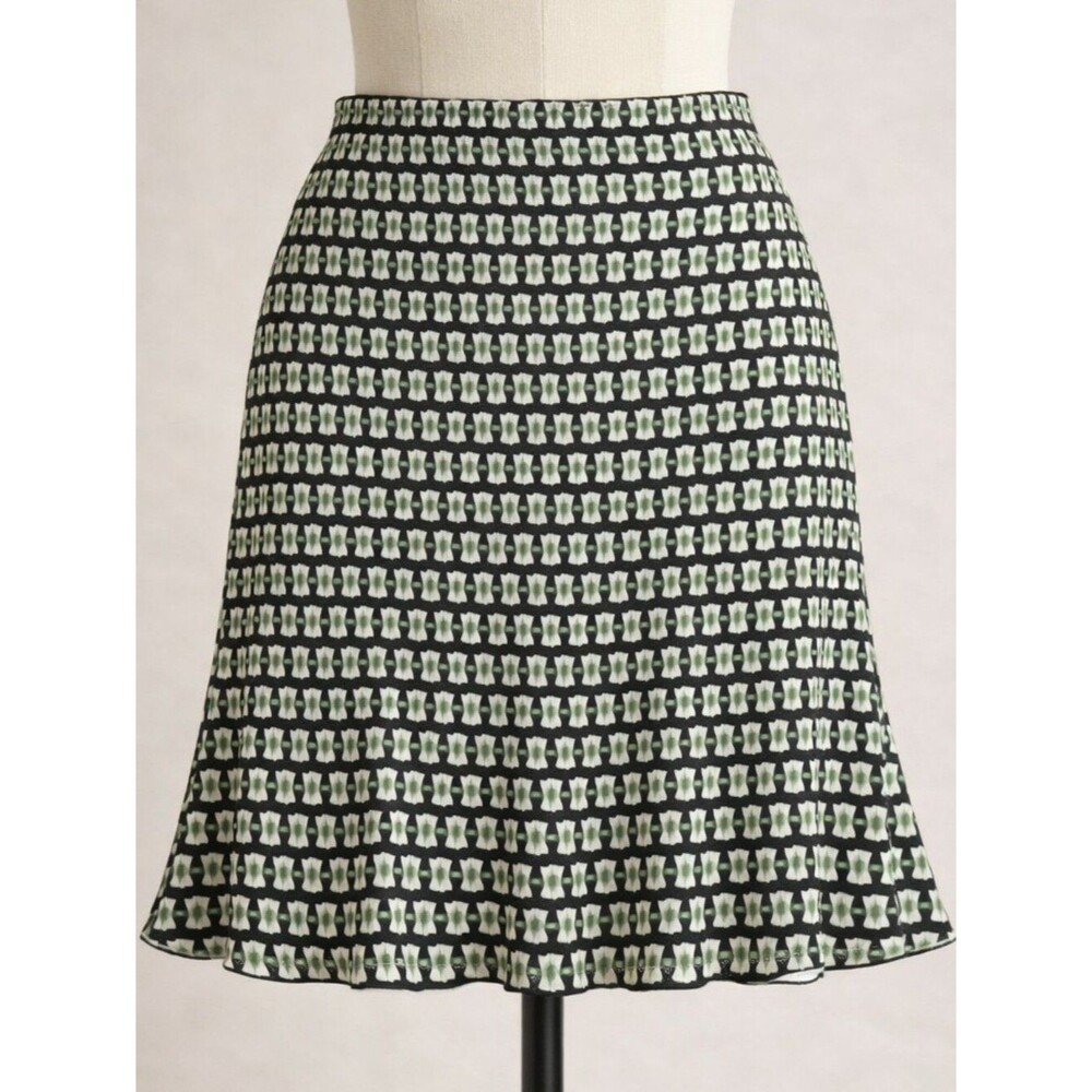 Max Edition Black Green White Trumpet Skirt • Geometric Print Flowy • SIZE SMALL